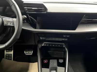 Audi S3 Sportback TFSI S tronic S line Mythos (2024) - Photo 7