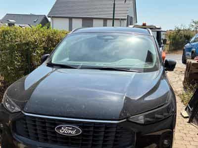Ford Kuga Titanium 1,5 L ECOB Auto (2024) - Foto 1