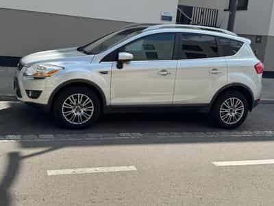 Ford Kuga (2010) - Foto 1