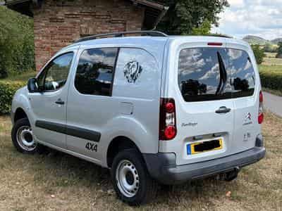 Citroën Berlingo DANGEL 4X4 Fourgon L1 Club 1.6 HDI (2016) - Foto 2