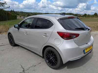 Mazda 2 e-SKYACTIV (2023) - Foto 4