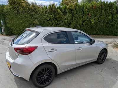 Mazda 2 e-SKYACTIV (2023) - Foto 7