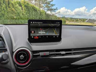 Mazda 2 e-SKYACTIV (2023) - Foto 11