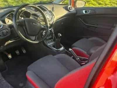Ford Fiesta Sport redline (2016) - Foto 10