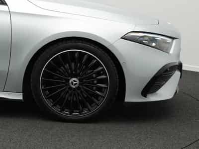 Mercedes A 200 AMG Line/Edition/Navi/Distronic/LED (2025) - Foto 8