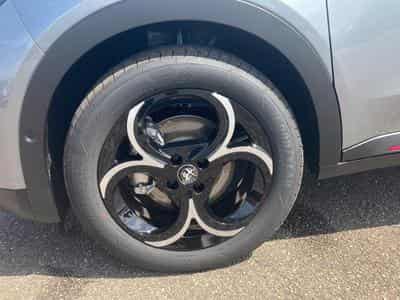 Alfa-Romeo JUNIOR 1.2 IBRIDA 145 SPECIALE E-DCT6 (2026) - Foto 9