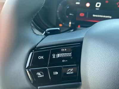 Alfa-Romeo JUNIOR 1.2 IBRIDA 145 SPECIALE E-DCT6 (2026) - Foto 15