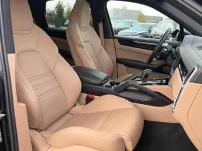 Porsche CAYENNE (9YA) 3.0 V6 462 E-HYBRID PLATINUM EDITION (2023) - Foto 15