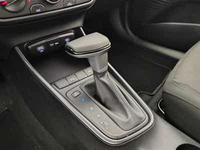 Hyundai i20 1.0 T-GDi 90Cv DCT ConnectLine NAVI / CARPLAY / CAMERA (2026) - Foto 11