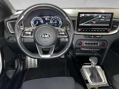 Kia ProCeed GT 1.6 T-GDI 204 DCT ISG (2021) - Photo 6