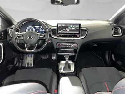 Kia ProCeed GT 1.6 T-GDI 204 DCT ISG (2021) - Photo 5