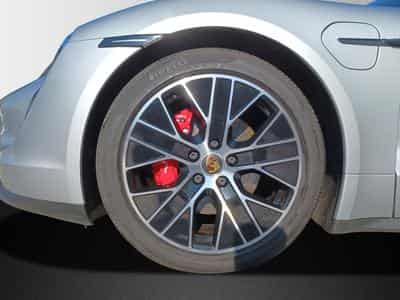 Porsche Taycan 4S (2022) - Photo 6