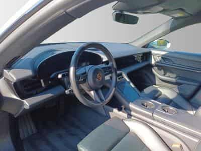 Porsche Taycan 4S (2022) - Photo 8