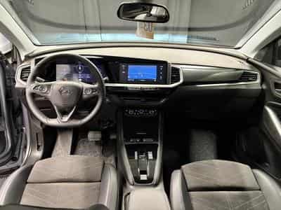 Opel Grandland ULTIMATE 1.5 DIESEL 130 EAT8 (2024) - Foto 2
