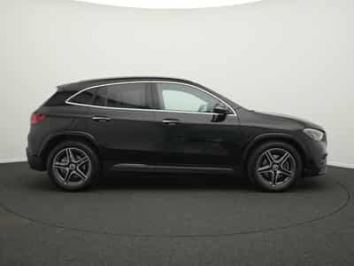Mercedes GLA 220 4MATIC Multi+Pano+AHK+Handsfree (2025) - Foto 5