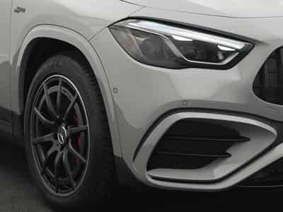 Mercedes GLA 35 AMG Mercedes-AMG GLA 35 4MATIC Multi+Kamera+Night+Totw+MBUX (2025) - Foto 9