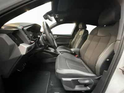 Audi A1 SB+S-line+S-Tronic+40TFSI+P.Confort+LM18+LED+NAVI (2021) - Photo 9