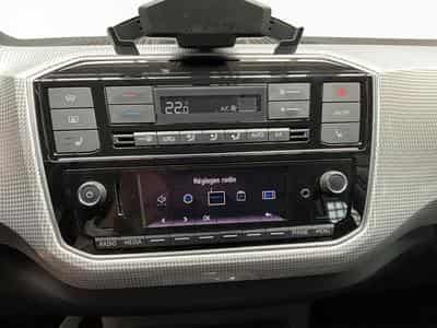 VW UP Style+P.Rangement+P.Aide+P.Confort (2022) - Photo 13