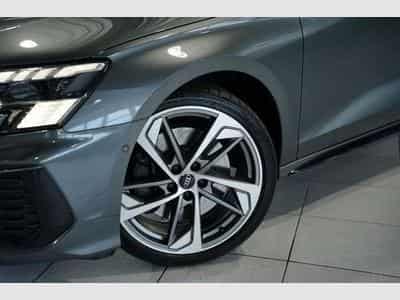 Audi S3 q. Limousine 2.H *19 *ACC*Matrix*B&O*Schale (2022) - Photo 3