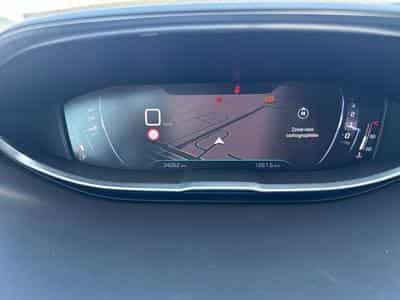 PEUGEOT 3008 1.2 PureTech 130ch S&S Allure Pack (2024) - Foto 4