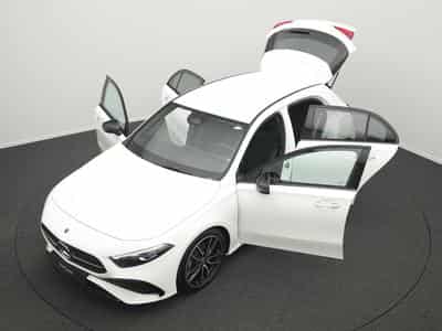 Mercedes A 200 d Multi+Night+Kamera+Ambi (2025) - Foto 14