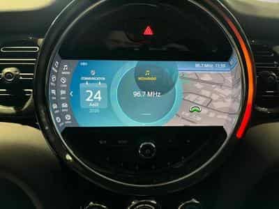 MINI Cooper Mini One (2022) - Photo 10
