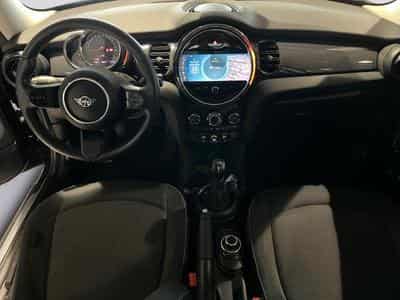 MINI Cooper Mini One (2022) - Photo 7