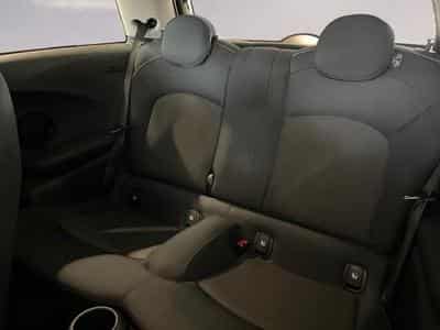 MINI Cooper Mini One (2022) - Photo 12