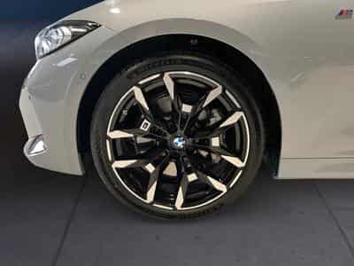 BMW 330 330d xDrive Touring (2025) - Foto 9
