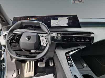 Peugeot 5008 III & e- GT 1.2 136CH (2024) - Photo 11