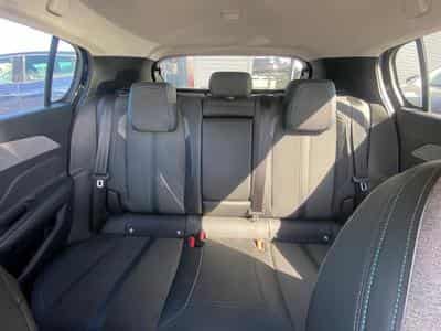 Peugeot 308 1.5 BLUEHDI 130 ALLURE EAT8 (2022) - Photo 14