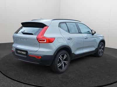 Volvo XC40 Plus Dark B3 Mild Hybrid (2025) - Foto 5