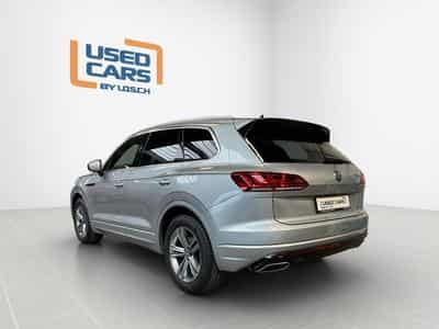 VW Touareg R-Line+DSG+V6+4M+AHK+Luft. (2023) - Foto 6