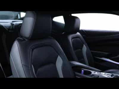 Chevrolet Camaro coupe 6.2 V8 453ch 50th anniversary boite manuelle (2016) - Foto 14
