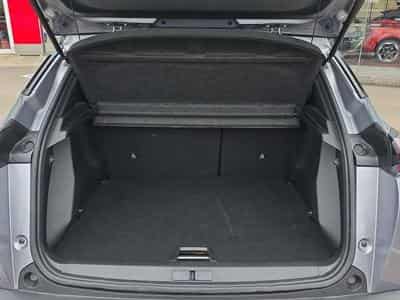 PEUGEOT 2008 e-2008 136ch GT (2023) - Foto 4