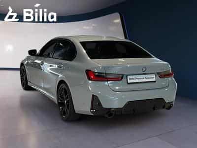 BMW 330 330e xDrive M Sport (2023) - Foto 6