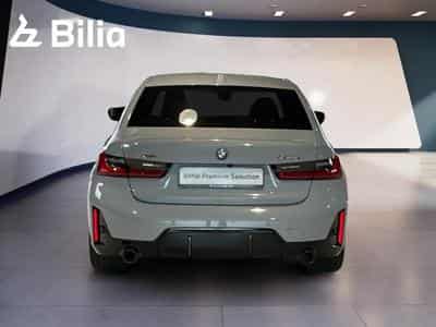 BMW 330 330e xDrive M Sport (2023) - Foto 5