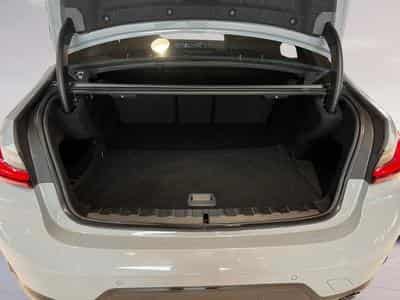 BMW 330 330e xDrive M Sport (2023) - Foto 14
