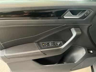 VW T-Roc R-Line+P.Travel+IQ-Drive+LED+AHK (2022) - Photo 14