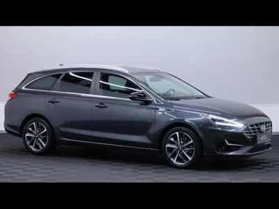 Hyundai i30 CW 1.5T-GDi 48V MHEV DCT7 (2021) - Photo 3