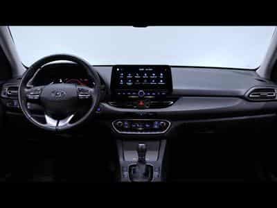 Hyundai i30 CW 1.5T-GDi 48V MHEV DCT7 (2021) - Photo 15