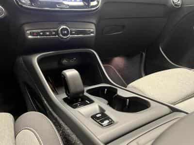 Volvo XC40 B3 Core / Essence (2024) - Photo 8