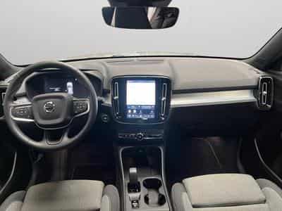 Volvo XC40 B3 Core / Essence (2024) - Photo 9