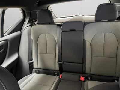 Volvo XC40 B3 Core / Essence (2024) - Photo 14