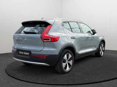 Volvo XC40 B3 Core / Essence (2025) - Photo 2