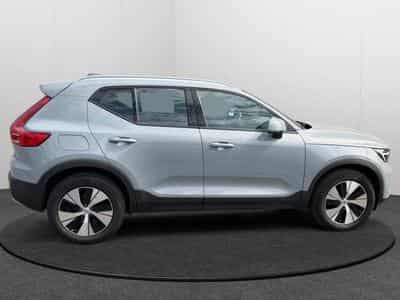 Volvo XC40 B3 Core / Essence (2025) - Photo 6
