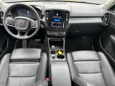 Volvo XC40 B3 Core 2026 / Essence (2025) - Photo 10