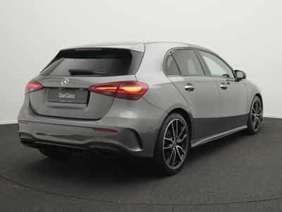 Mercedes A 200 d Multi+Kamera+Night+MBUX (2025) - Foto 3