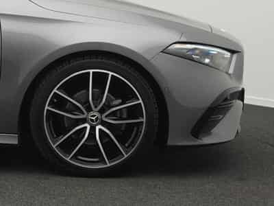 Mercedes A 200 d Multi+Kamera+Night+MBUX (2025) - Foto 8