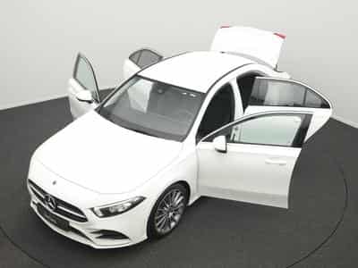 Mercedes A 200 4MATIC Limousine AMG-Line (2023) - Photo 14